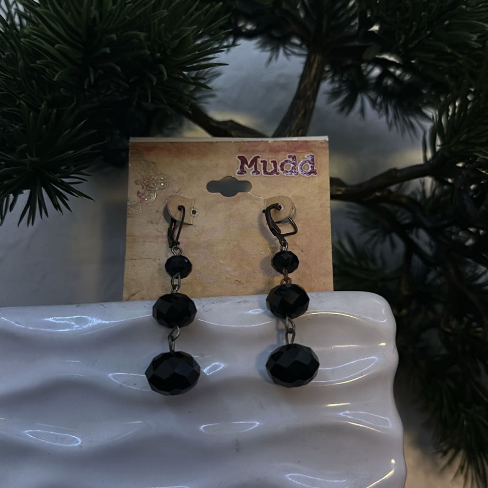 earrrings - Picture 3 of 5
